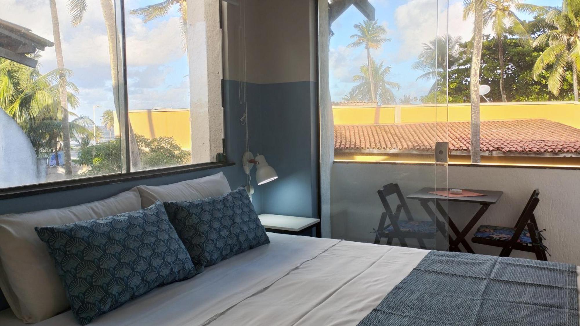 Farol Beach Suites Сальвадор Экстерьер фото